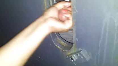 با کمی کون با کیر بزرگ گاییدن یک زن زیبا و جوان کلیپ سکسی کوتاه
