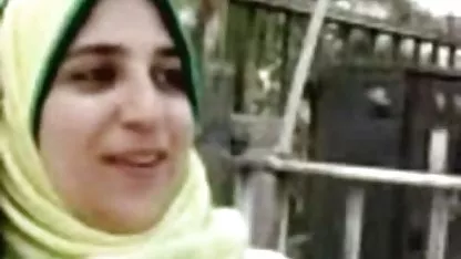 زن و شوهر سکس کوتاه قامتان گربه مرد