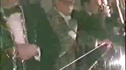 سگ ماده, کون, جاستین دامن کوتاه سکسی مور ضرب و شتم و تحت سلطه