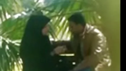 الاغ نوجوان می شود در هر دو سوراخ برای فیلم سکسی کوتاه رایگان هارلی فشار